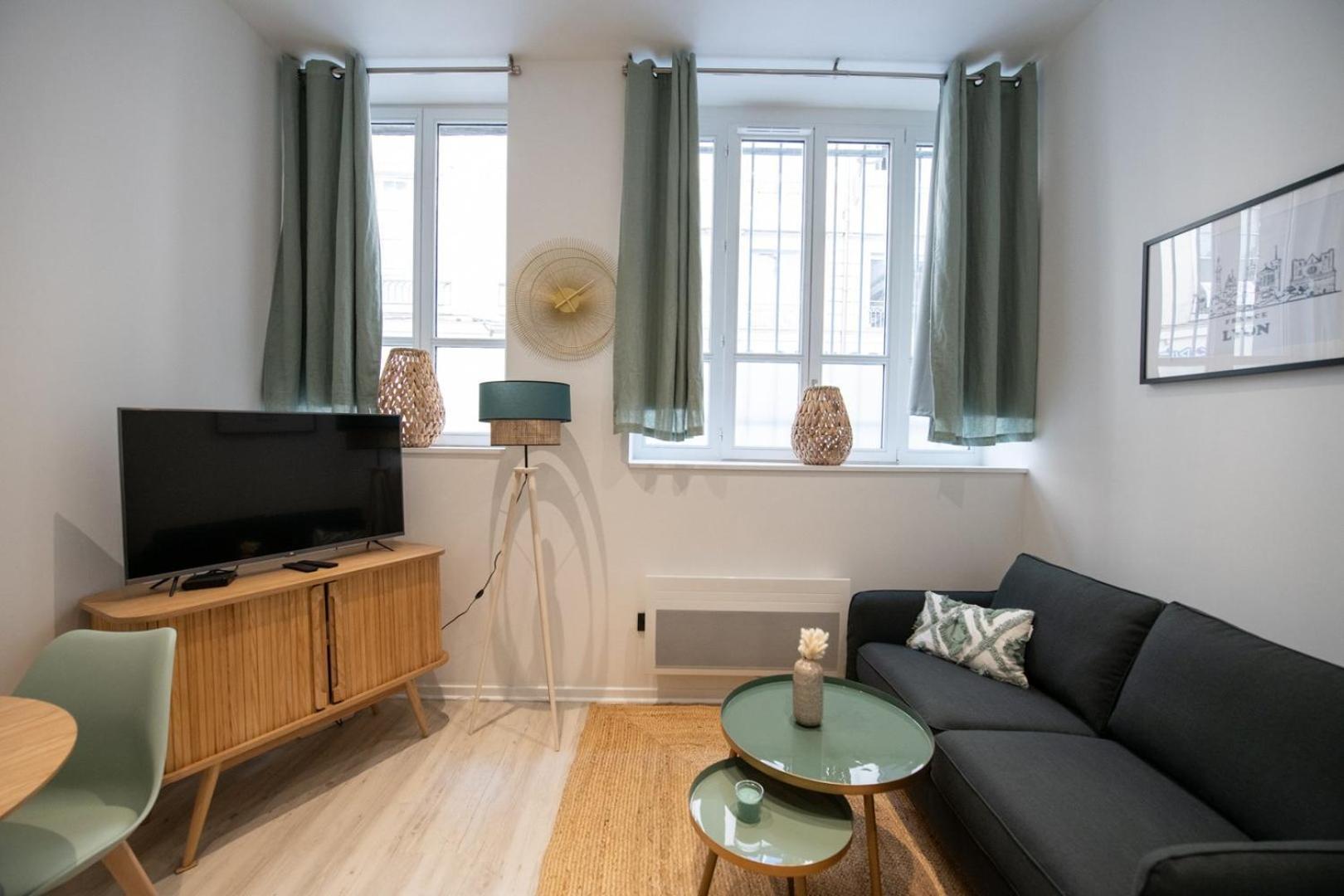 La suite Opéra - RDC - Joli studio refait à neuf Hôtel de Ville Lião Exterior foto